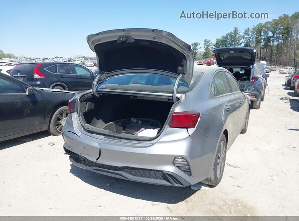 3KPF24AD7RE749069 2024 KIA FORTE Silver უკანა მარჯვენა