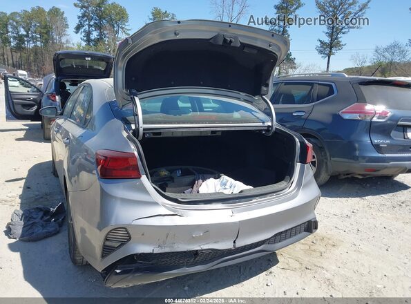 3KPF24AD7RE749069 2024 KIA FORTE Silver წინა ხედი