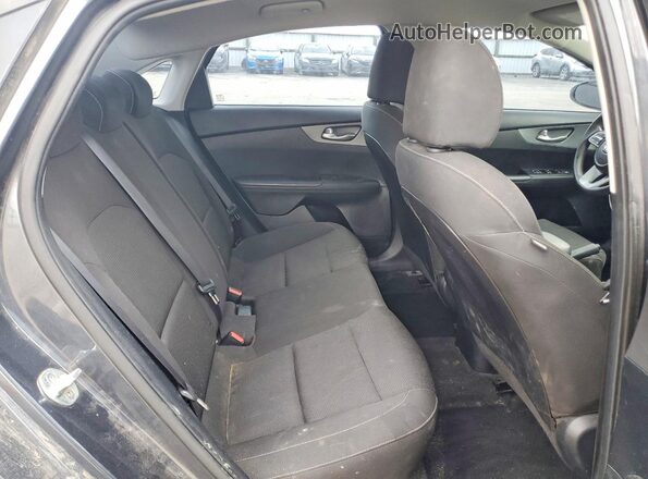 3KPF24AD8KE067338 2019 KIA FORTE Gray 