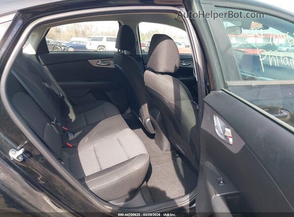 3KPF24AD8RE694941 2024 KIA FORTE Black VIN კოდის სტიკერის ხედი