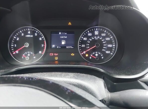 3KPF24AD9LE190793 2020 KIA FORTE Red Widok tylnych siedzeń