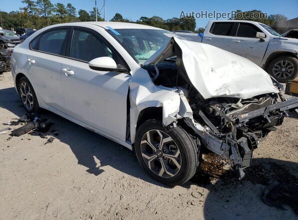3KPF24AD9ME335123 2021 KIA FORTE White Delantero derecho