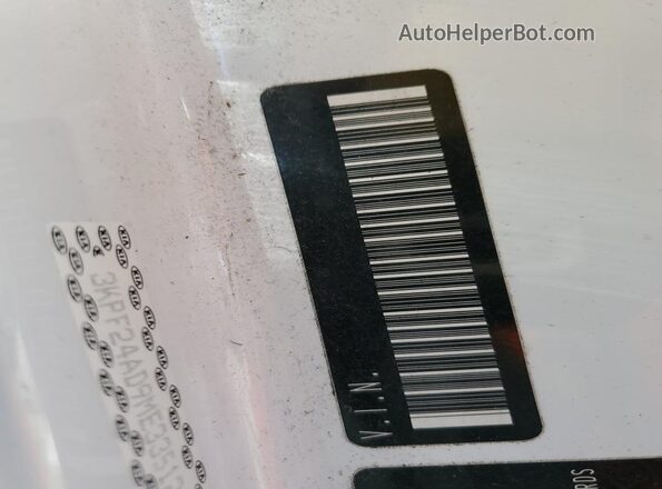 3KPF24AD9ME335123 2021 KIA FORTE White Vista del compartimento del motor
