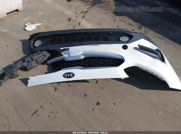 3KPF24ADXME338905 2021 KIA FORTE White Vista del salpicadero