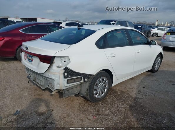 3KPF24ADXME377929 2021 KIA FORTE White Trasero derecho