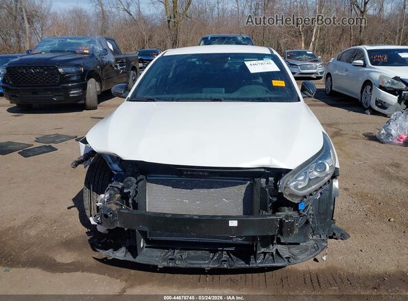 3KPF34AD4ME283672 2021 KIA FORTE White უკანა სალონის ხედი