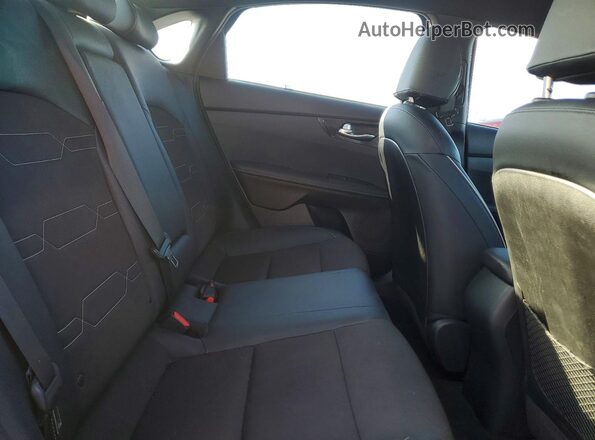 3KPF34AD5ME404550 2021 KIA FORTE Black Вид задніх сидінь