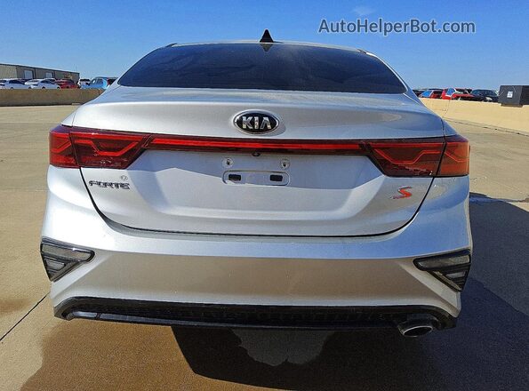 3KPF34AD7KE074116 2019 KIA FORTE Silver 
