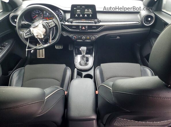 3KPF34AD9ME285241 2021 KIA FORTE White Առջևի վահանակի տեսք