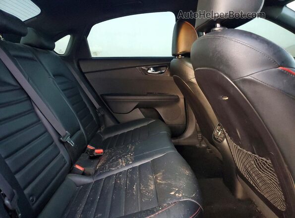 3KPF44AC0ME356153 2021 KIA FORTE Gray Vista de los asientos traseros