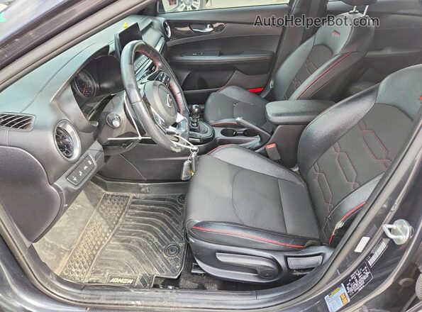 3KPF44AC7ME390123 2021 KIA FORTE Gray Vista interior delantera