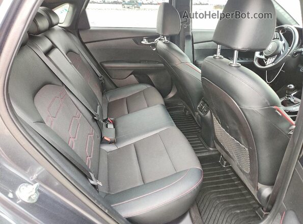 3KPF44AC7ME390123 2021 KIA FORTE Gray Vista de los asientos traseros