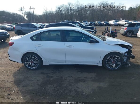 3KPF44ACXME293689 2021 KIA FORTE White Սալոնի հետևի տեսք