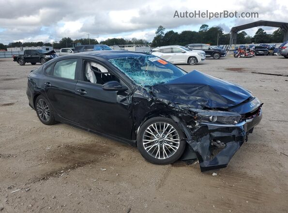 3KPF54AD0PE609434 2023 KIA FORTE Black Передня права чверть