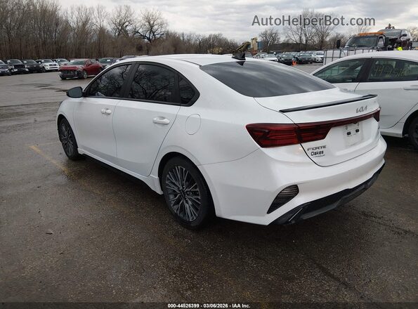 3KPF54AD1NE439422 2022 KIA FORTE White 