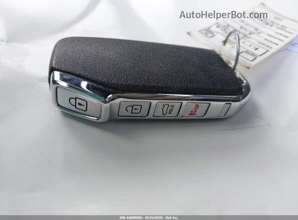 3KPF54AD4PE616774 2023 KIA FORTE White Widok deski rozdzielczej