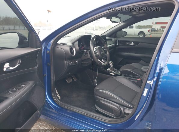 3KPF54AD7RE792947 2024 KIA FORTE Blue 