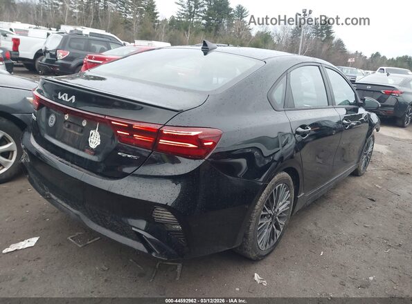 3KPF54ADXPE579813 2023 KIA FORTE Black Задня права чверть