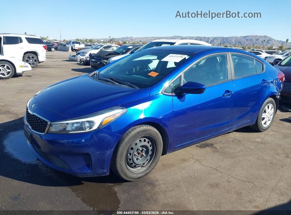 3KPFK4A72HE068083 2017 KIA FORTE Blue წინა მარცხენა ხედი სამი მეოთხედიდან