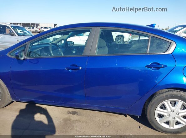 3KPFK4A72HE068083 2017 KIA FORTE Blue სალონის 360-გრადუსიანი ხედი