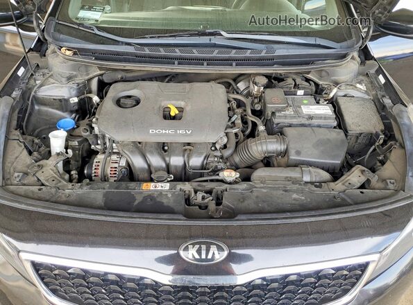 3KPFK4A76JE274075 2018 KIA FORTE Черный Вид задней части салона
