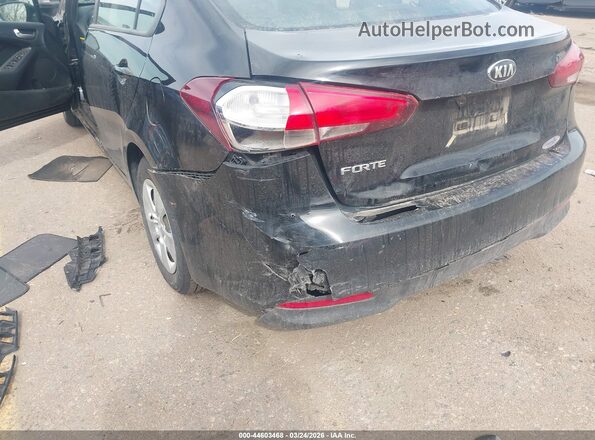 3KPFK4A78HE043835 2017 KIA FORTE Black Front view