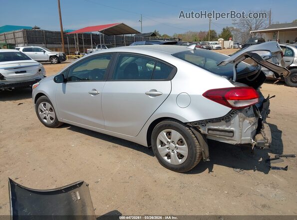 3KPFK4A79HE112421 2017 KIA FORTE Серебряный Задняя левая четверть