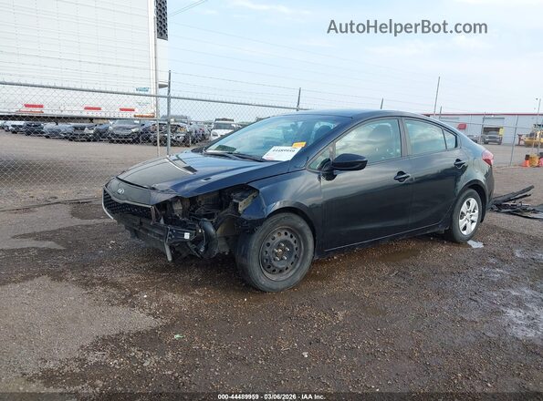 3KPFK4A79HE112581 2017 KIA FORTE Black Przód lewy