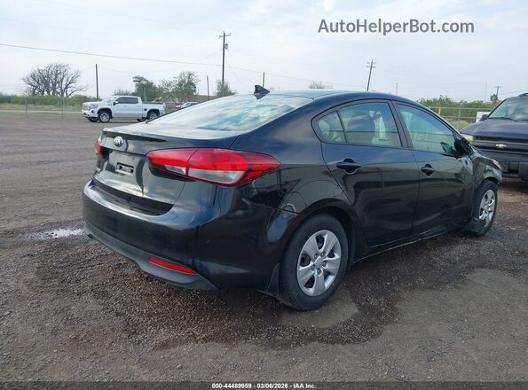 3KPFK4A79HE112581 2017 KIA FORTE Black Tył prawy
