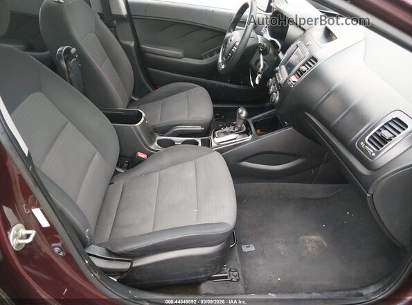 3KPFL4A73JE191782 2018 KIA FORTE Burgundy Vista interior delantera