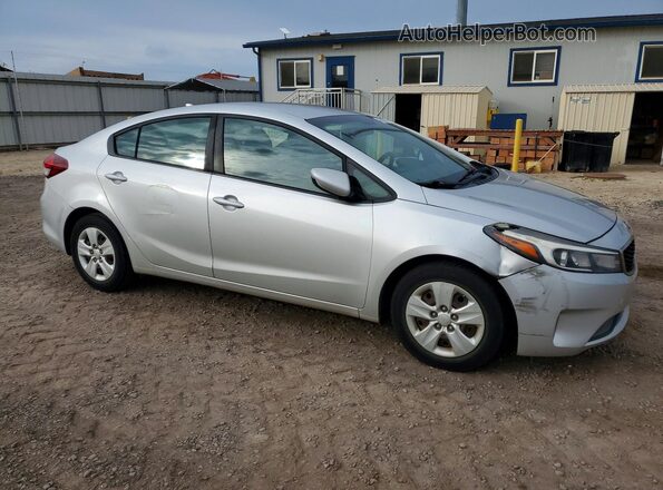 3KPFL4A75HE078135 2017 KIA FORTE Silver Przód prawy