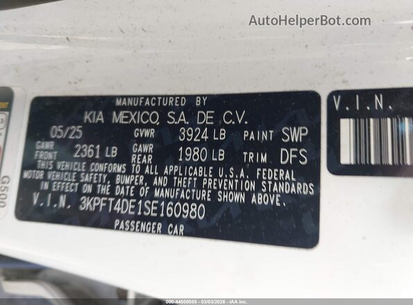 3KPFT4DE1SE160980 2025 KIA K4 White Widok komory silnika