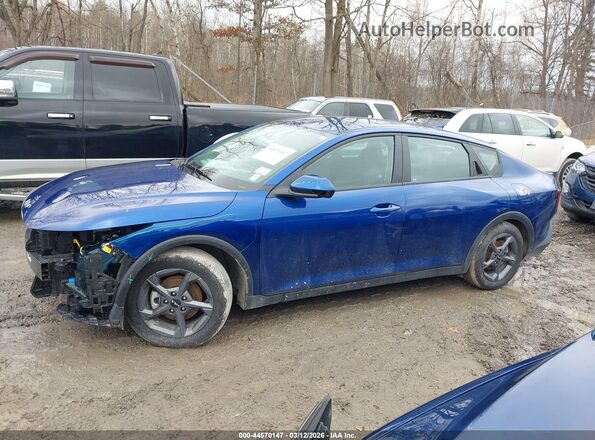 3KPFT4DE2SE184270 2025 KIA K4 Blue სალონის 360-გრადუსიანი ხედი