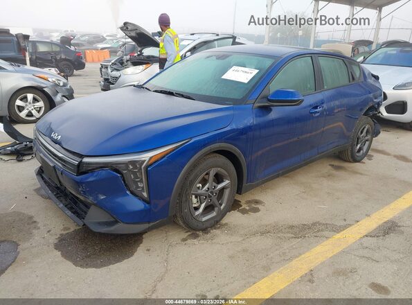 3KPFT4DE3SE164433 2025 KIA K4 Blue Front left