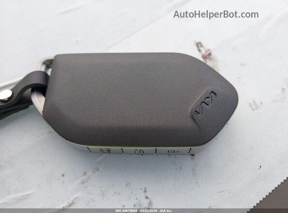3KPFT4DE3SE164433 2025 KIA K4 Blue Dashboard view