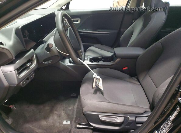 3KPFT4DE4TE263148 2026 KIA K4 Black 