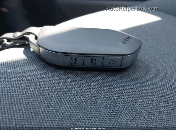 3KPFT4DE5SE204012 2025 KIA K4 Серый Вид панели приборов
