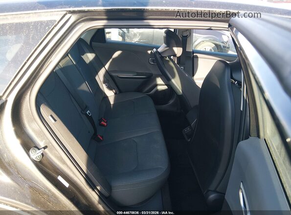 3KPFT4DE5SE233249 2025 KIA K4 Gray VIN sticker view