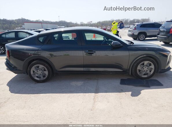3KPFT4DE6SE047686 2025 KIA K4 Gray 