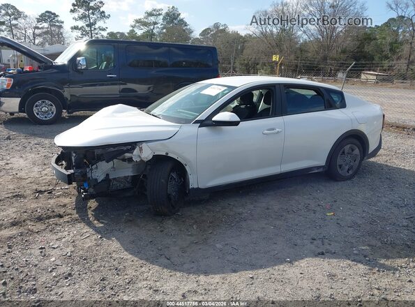 3KPFT4DE7SE014180 2025 KIA K4 White 