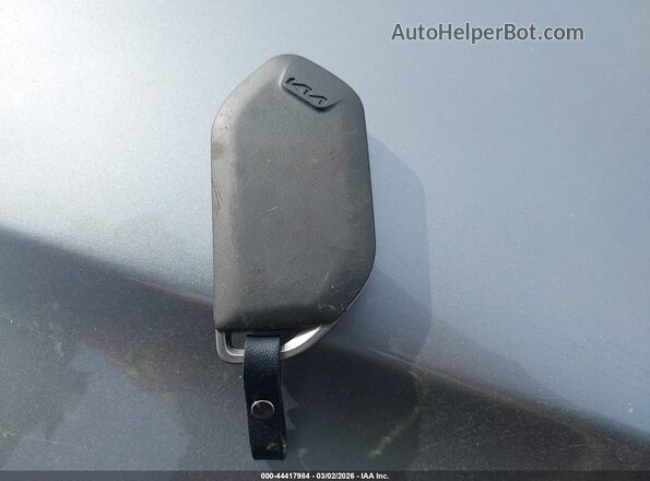 3KPFT4DE8SE038102 2025 KIA K4 Silver Widok deski rozdzielczej
