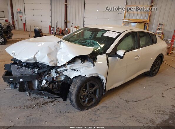 3KPFT4DEXSE037310 2025 KIA K4 White 