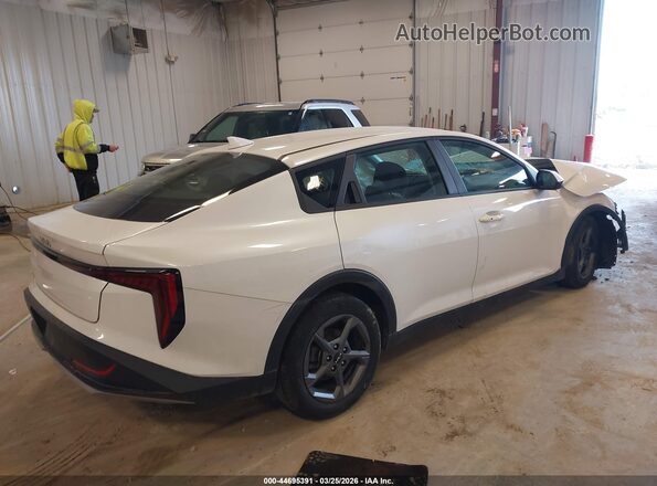 3KPFT4DEXSE037310 2025 KIA K4 White 