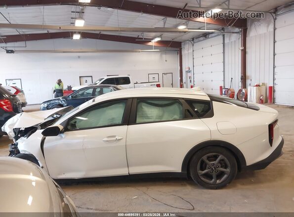 3KPFT4DEXSE037310 2025 KIA K4 White 