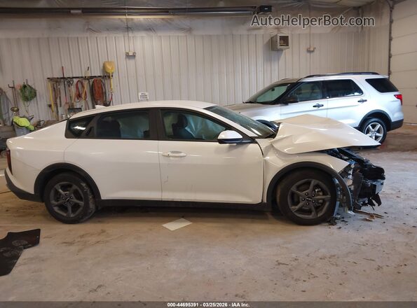 3KPFT4DEXSE037310 2025 KIA K4 White 
