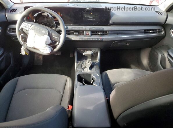 3KPFT4DEXTE269827 2026 KIA K4 Red Dashboard view