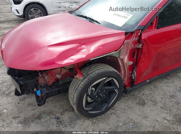 3KPFU4DE3SE177745 2025 KIA K4 Red Вид спереду