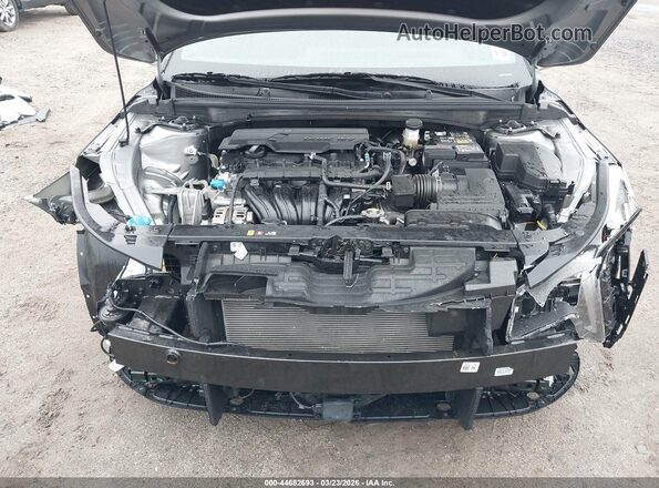 3KPFW4DE2SE047112 2025 KIA K4 Gray Vista trasera