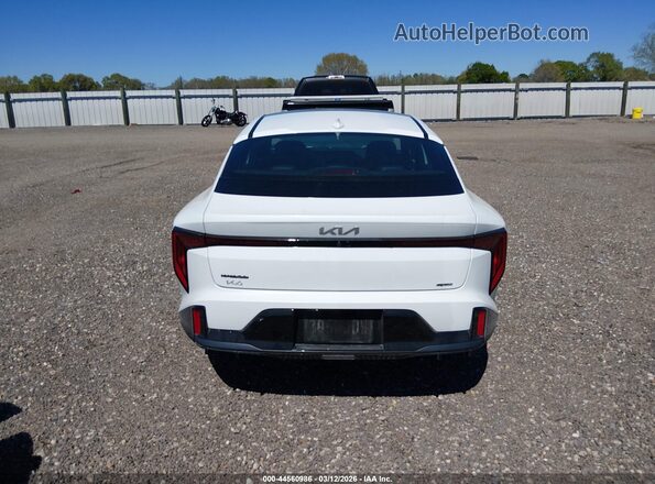 3KPFW4DE2SE122987 2025 KIA K4 White 