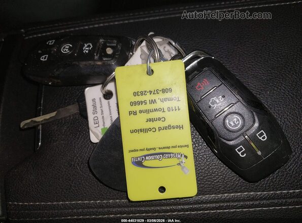 3LN6L2G93GR601586 2016 LINCOLN MKZ Silver Vista del salpicadero